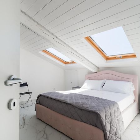Attico Bella Napoli Aparthotel Bagian luar foto