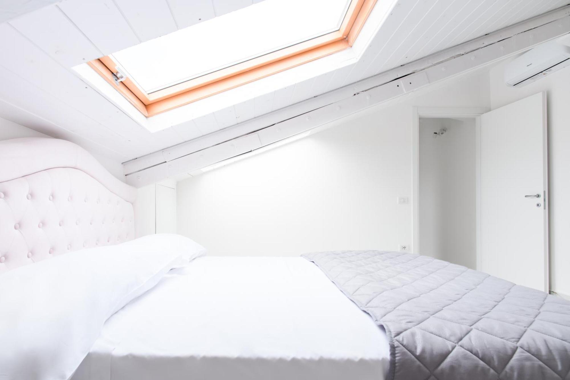 Attico Bella Napoli Aparthotel Bagian luar foto