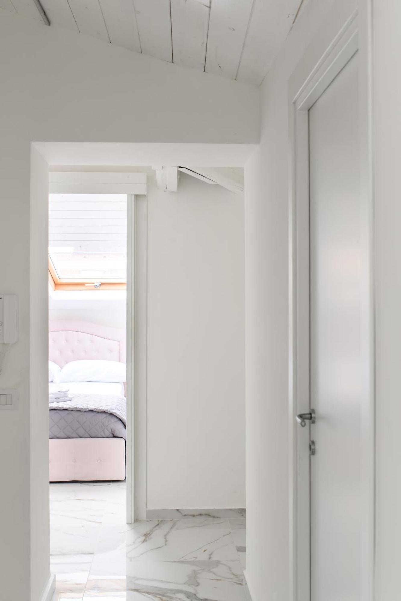 Attico Bella Napoli Aparthotel Bagian luar foto