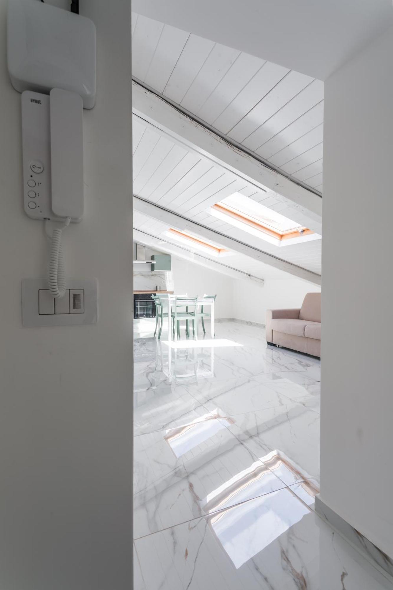 Attico Bella Napoli Aparthotel Bagian luar foto